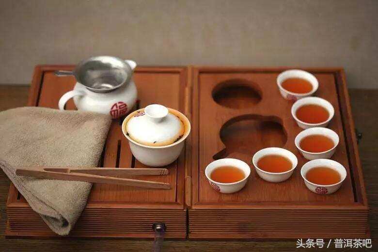 是什么决定了普洱茶的茶香类型