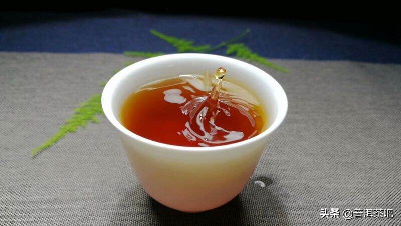 普洱茶的茶性属寒还是属热？