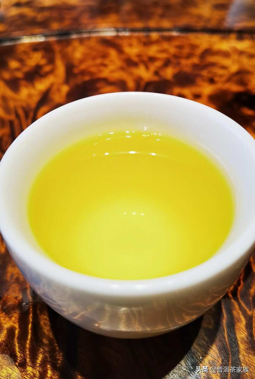 如果普洱茶只有单纯的好喝和健康，云南六百万茶农早就喝西北风
