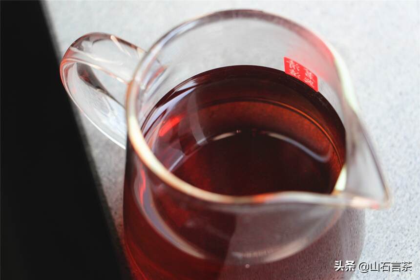 说茶￨红茶的品质特征是如何形成的？