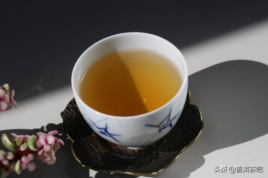 怎样“理解茶汤入口有甜味”？