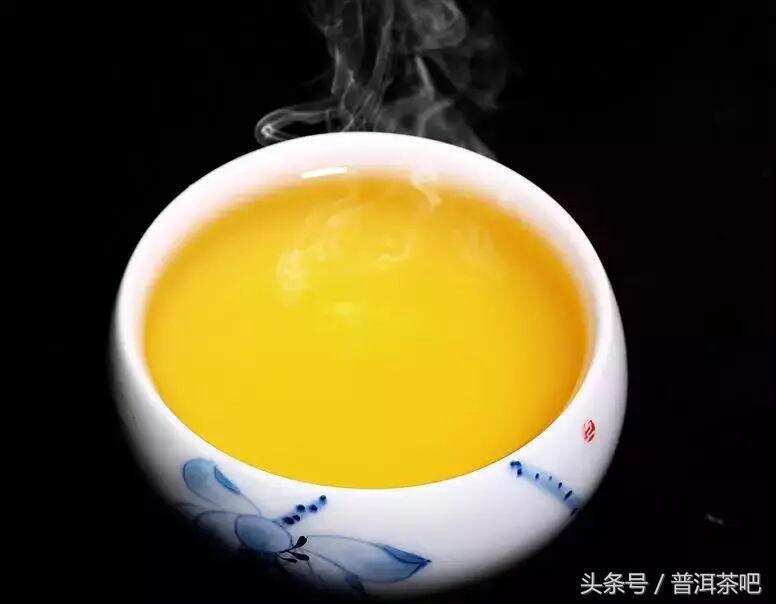 「刀哥说茶」偏红、偏绿、偏黄……什么是普洱生茶的正常口感？