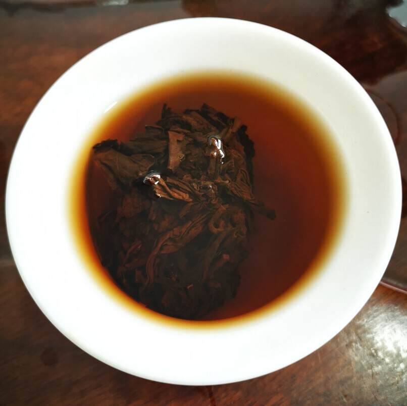 喝熟茶的时候，经常会有问这个熟茶发酵到了几成熟？
