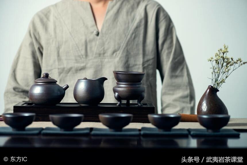 周作人：中国茶不分阶级，但日本茶道有等级