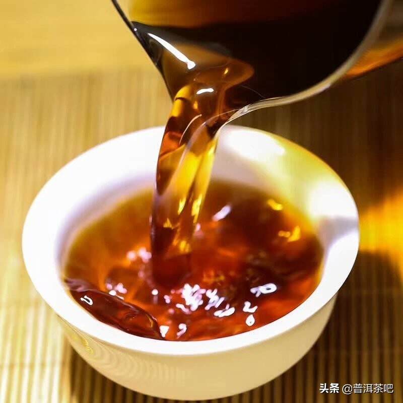 普洱茶中劣质茶和优质茶里面酸味有什么区别