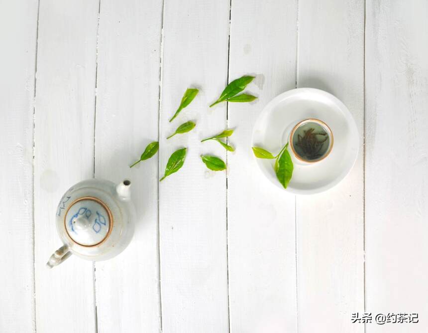 喝绿茶的好处有哪些？怎么鉴别和保存绿茶？