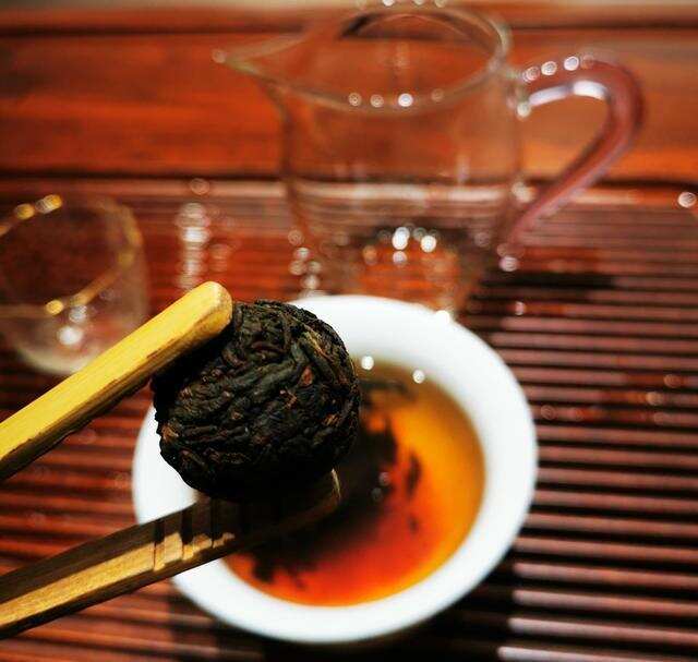 为什么很多人选择在勐海发酵熟茶？勐海有什么优势？
