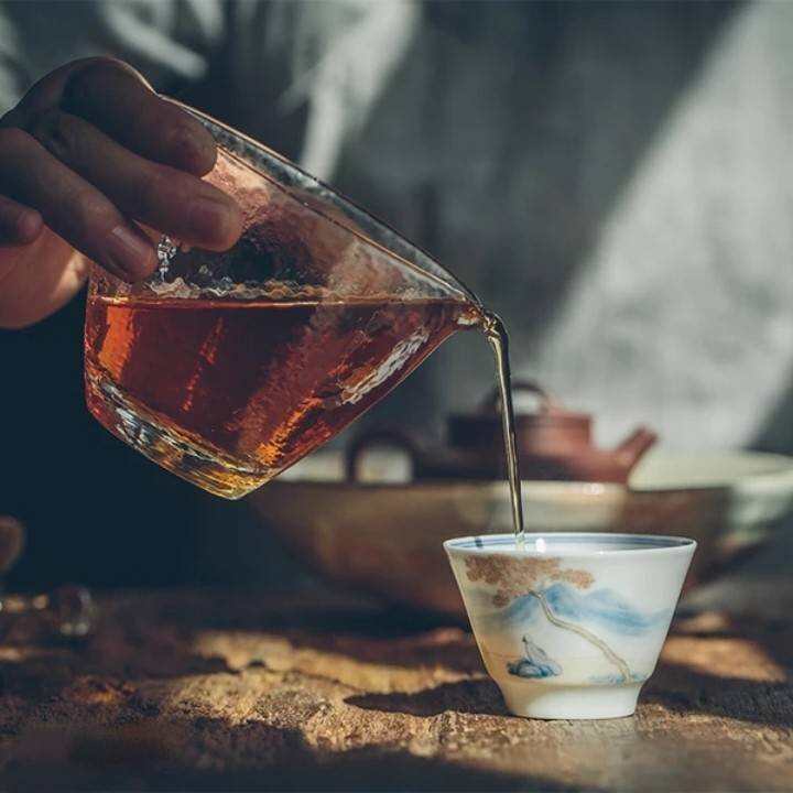 林清玄：“茶”的最高境界，是天人合一。
