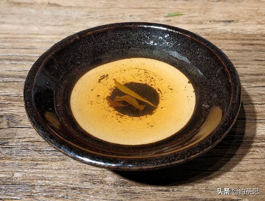就着花椒、桂皮、生姜一起喝的“白族三道茶”你喝过吗？