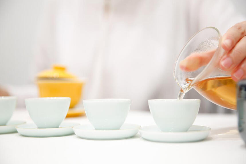 品茶 | 好喝不贵的口粮茶——2014 年熟普洱茶