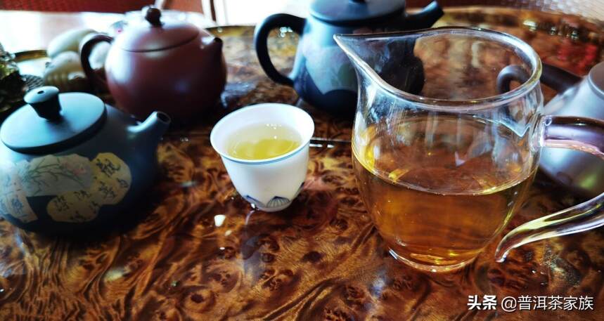 任何一款茶都有相应的故事，而普洱茶的故事才刚刚开始。