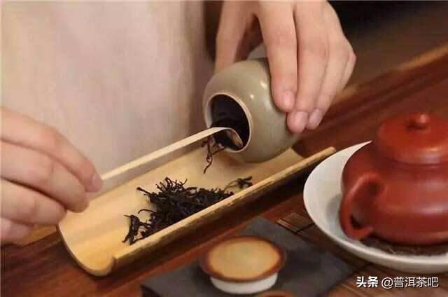 泡茶时，你的取茶方式正确吗？