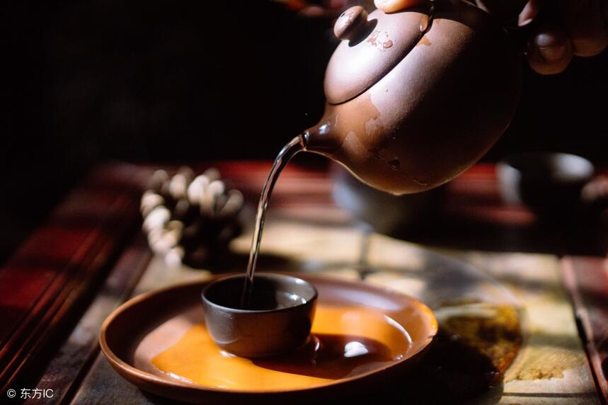 水是茶之母：八分茶遇十分水可达满分，八分水试十分茶只得八分