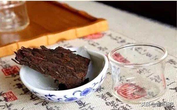 杨行吉：从临沧茶业的开拓者到普洱熟茶的发酵大师