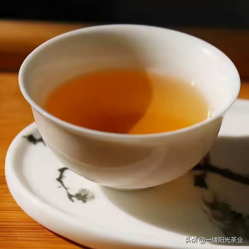 入门必看！300元一斤的茶叶和1000元一斤的有何区别呢？