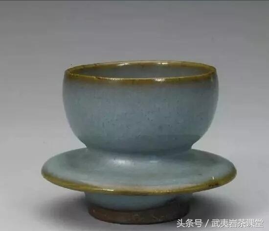 宋瓷：中国工艺美术史上的传奇