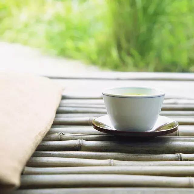 为什么喝茶的人，大多想要一方庭院？