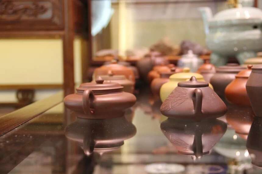 紫砂壶骨灰级玩家“群哥”，八个字道出“爱茶”的初衷