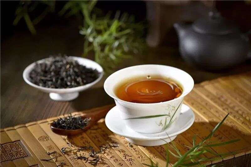 一种茶满足不了口味，多种茶叶混着泡可以吗？