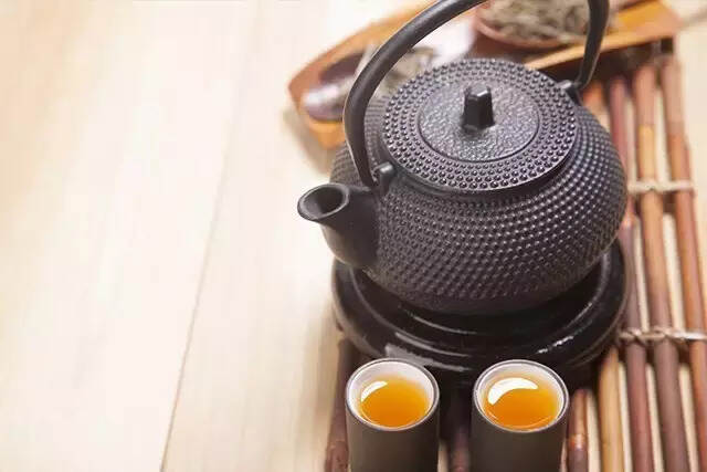 好茶不怕开水烫，你喝的是啥茶