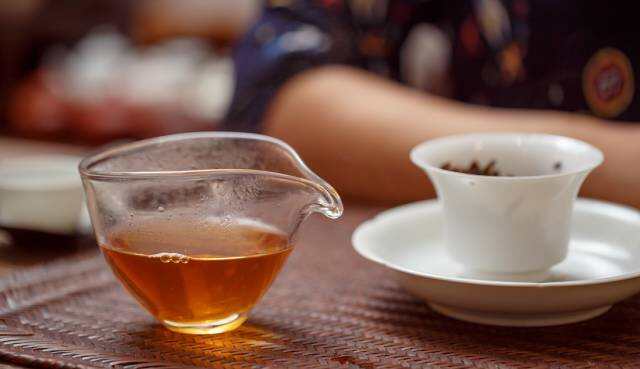 茶的美，美在喝茶人的世界里