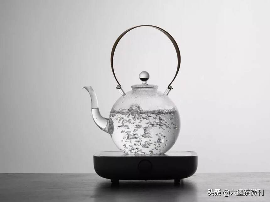 讨论：冲泡六堡茶，用什么壶烧水更好？