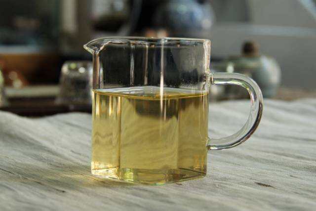“国粹瑰宝·詠春与茶”传统国学普洱茶