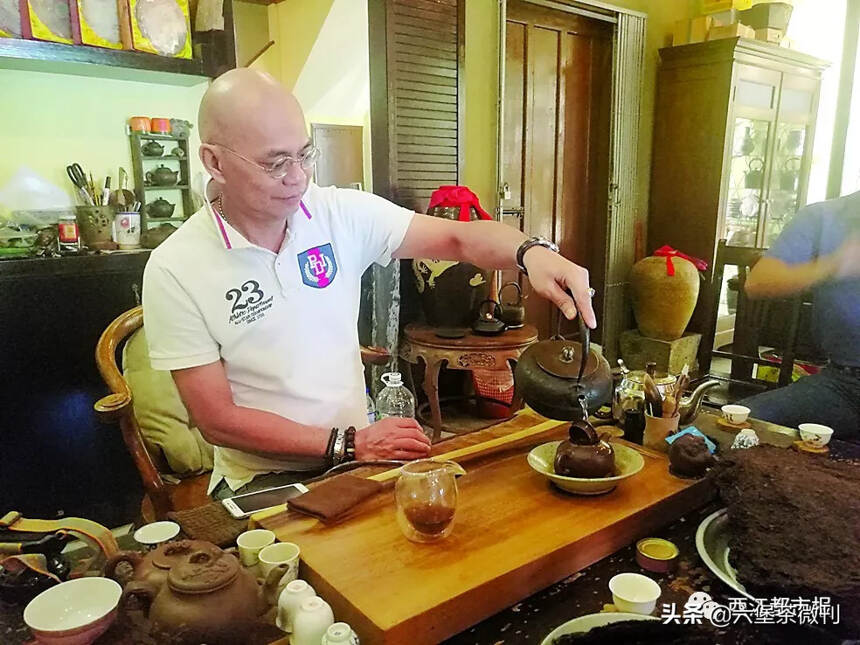 六堡茶在马来西亚：从矿工的“保命良方”到居家必备的养生茶