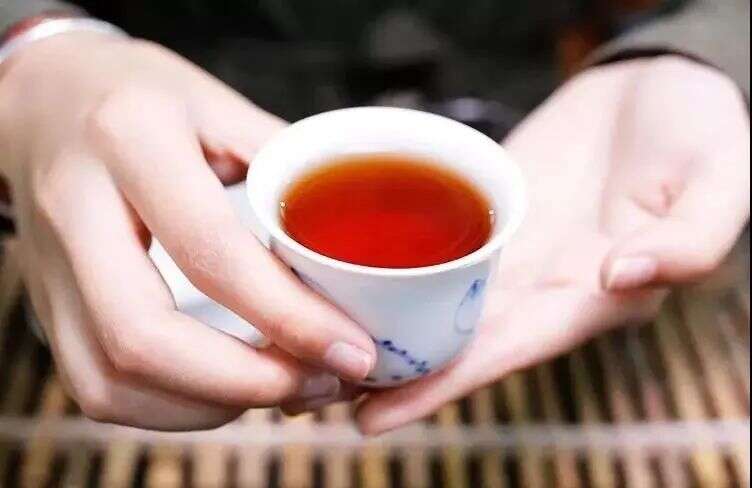 有茶有酒过寒冬，有滋有味品人生