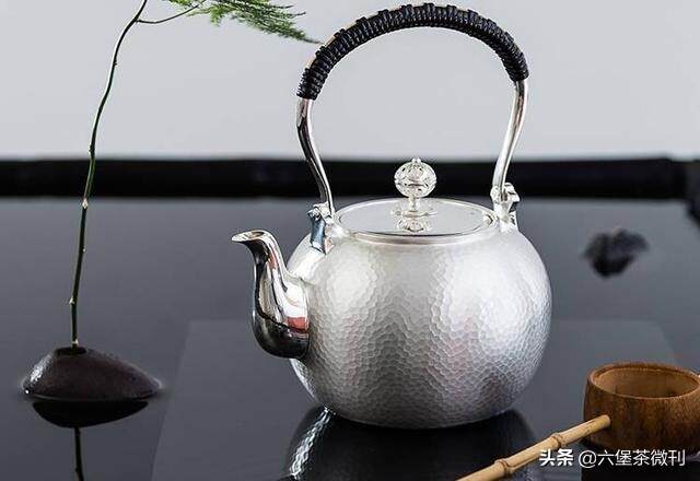 讨论：冲泡六堡茶，用什么壶烧水更好？