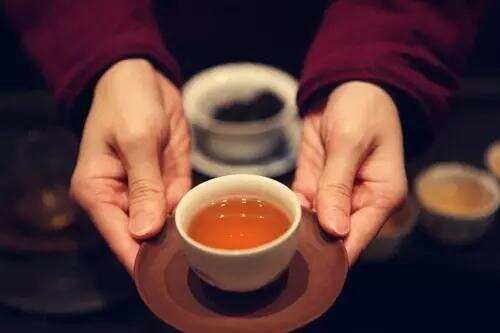 茶友为什么都用陶瓷茶具泡茶，有什么好处吗？