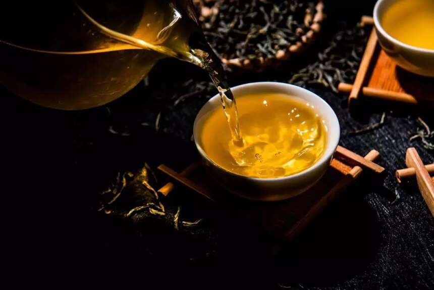 茶与酒，是中国人两种不同的性格