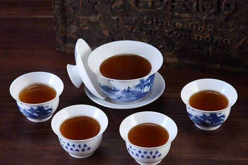 万里茶道第一砖茶“赤壁青砖茶”参展2021国际茶日（湖北）活动