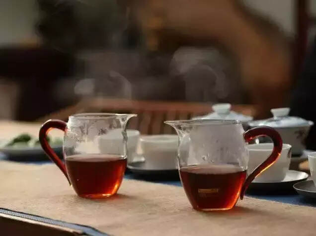 为何喝茶是高雅，喝酒却是色俗？