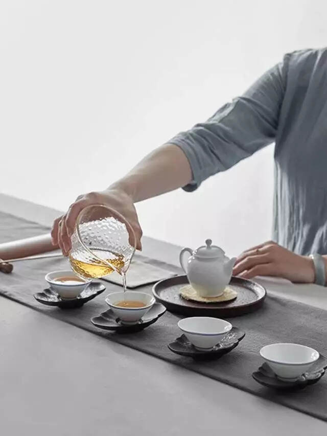 玻璃茶具的优点缺点选购保养清洗，一文说透