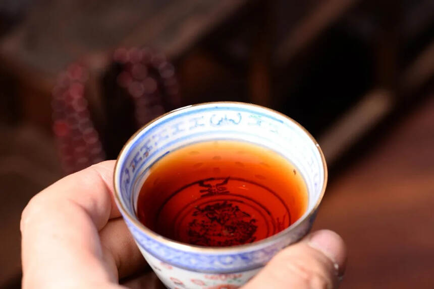 普洱茶的“极端之美”