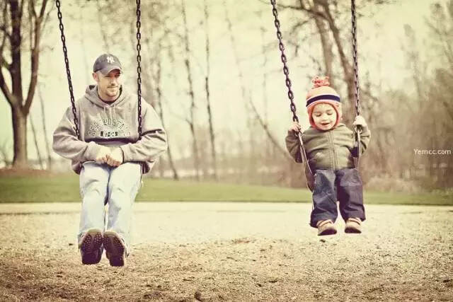 请别忘了爸爸，世界上最孤独的人是爸爸！