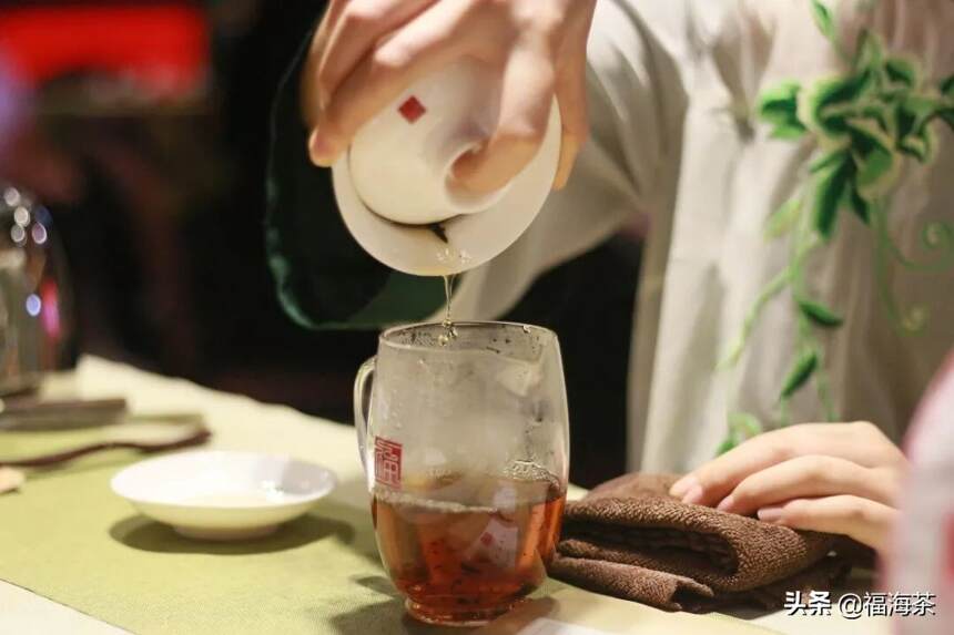 始于春城 收官京城 | 用一杯茶感受十一座城市的精神