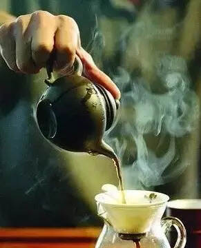 人生如茶，“茶味”在心！