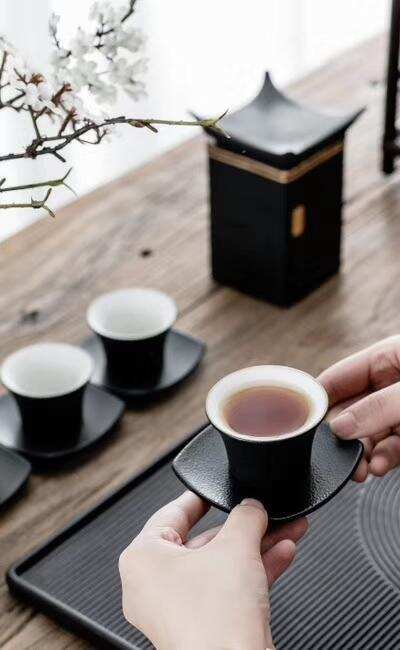 冬天喝深发酵茶可以养生