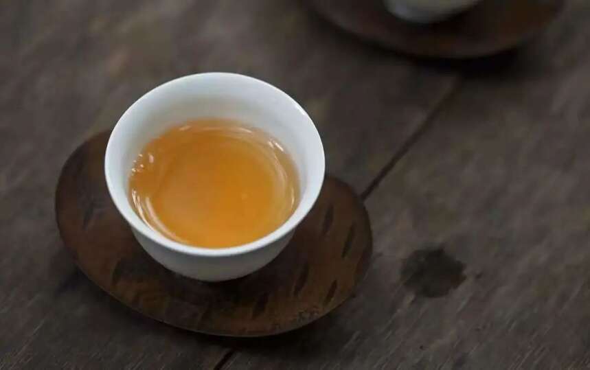 常喝茶和常喝白开水的区别在哪里？