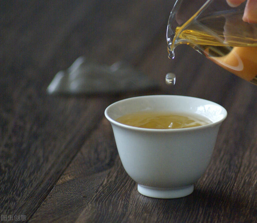 如何泡一杯更好喝的茶，从这5种注水方式说起