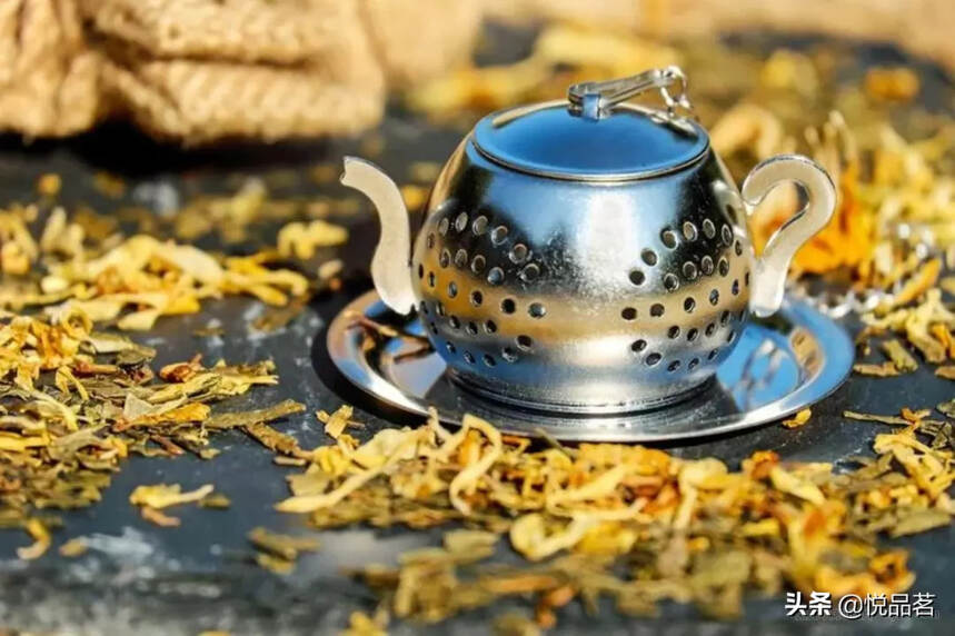 每一次喝茶，可以说是一场心灵的旅行，学会读懂人生的沉浮