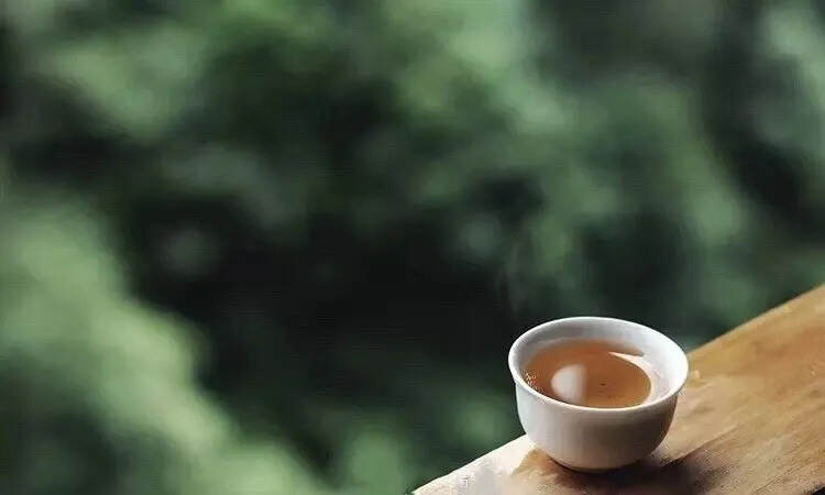一篇文章，教你轻松区别福鼎白茶的春、夏、秋茶