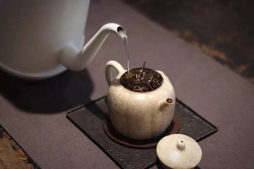 洗茶、醒茶、润茶到底差别在哪？