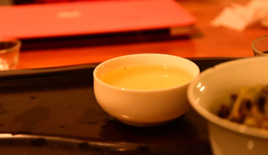 被喜茶吊打！中国人最骄傲的传统茶行业，竟如此不堪一击？