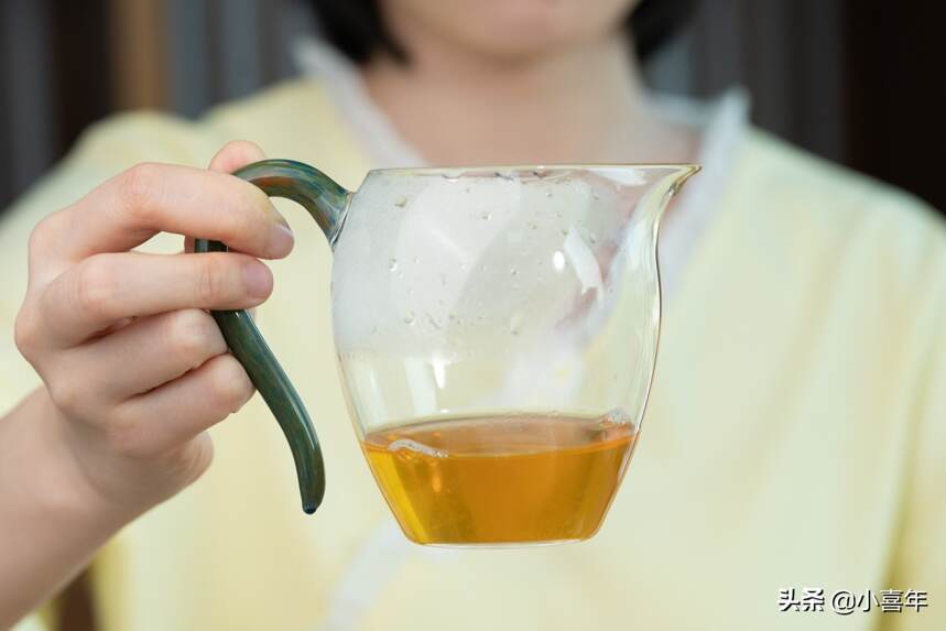 红茶怎么泡更好喝？你可能就差一个雪梨了