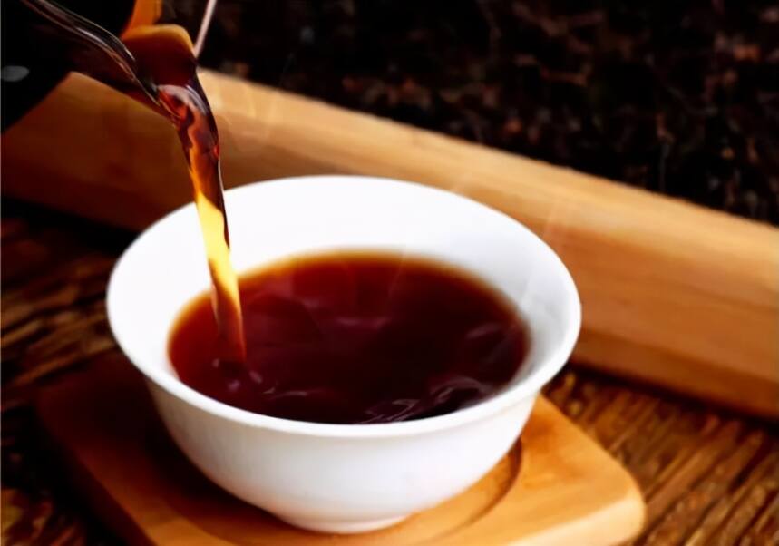 深度剖析：从汤色和透明度变化，看普洱茶的好坏