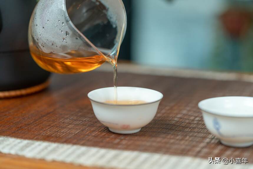 乌龙茶篇 | 同一种茶，快速出汤和闷泡有什么区别？
