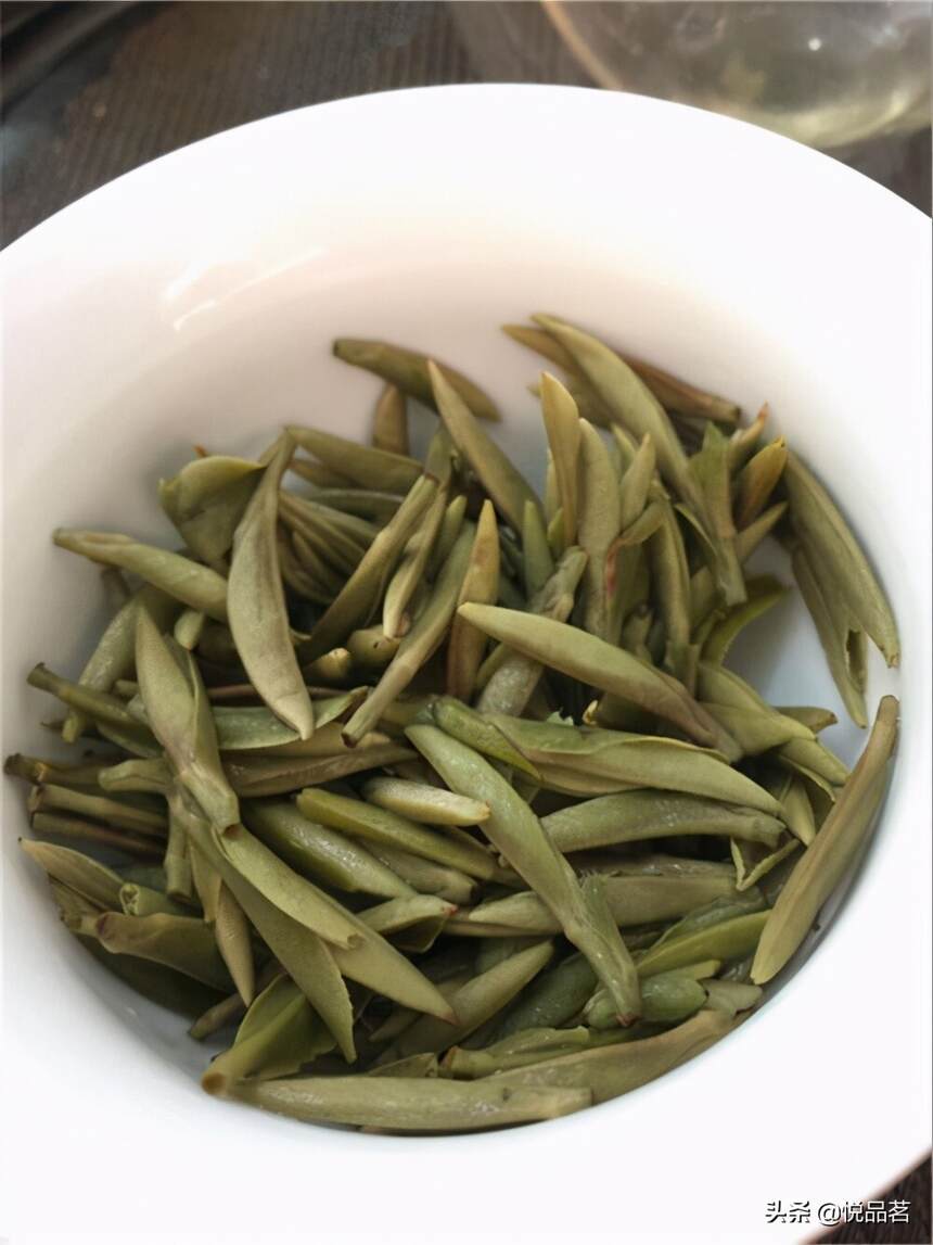 白毫银针是怎样的茶，是绿茶类吗？可以存放很长时间吗？